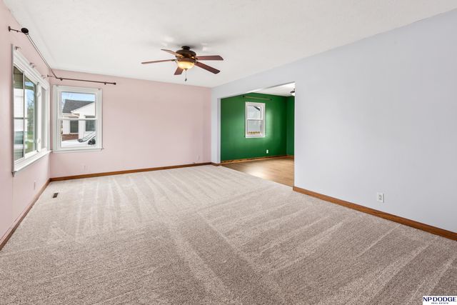 4422 N Somers Avenue, Fremont, NE 68025