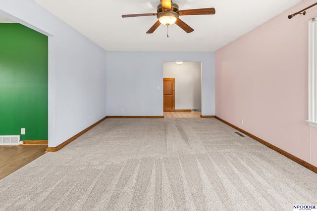 4422 N Somers Avenue, Fremont, NE 68025