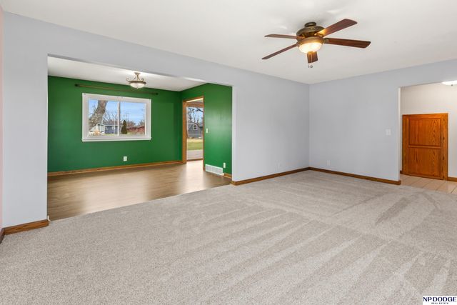 4422 N Somers Avenue, Fremont, NE 68025