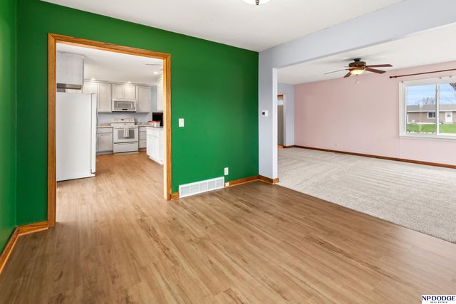 4422 N Somers Avenue, Fremont, NE 68025