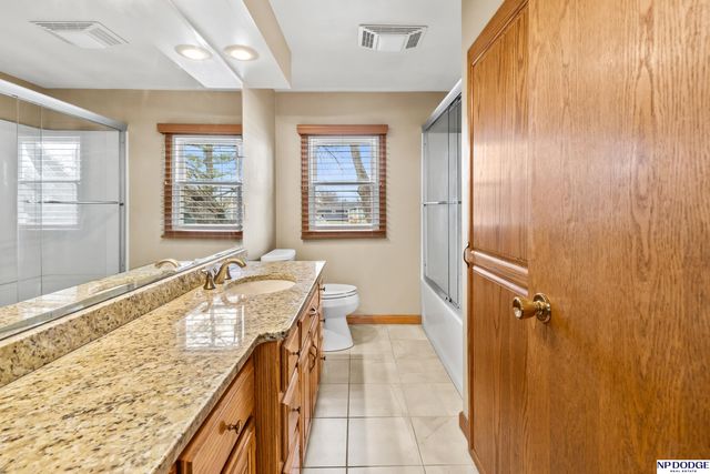 4422 N Somers Avenue, Fremont, NE 68025