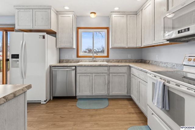 4422 N Somers Avenue, Fremont, NE 68025