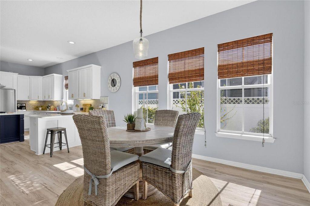 Image 27 of property listing at 5240 BRIGHTON SHORE DRIVE, Apollo Beach, FL 33572