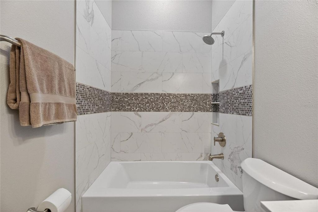 Image 50 of property listing at 5240 BRIGHTON SHORE DRIVE, Apollo Beach, FL 33572