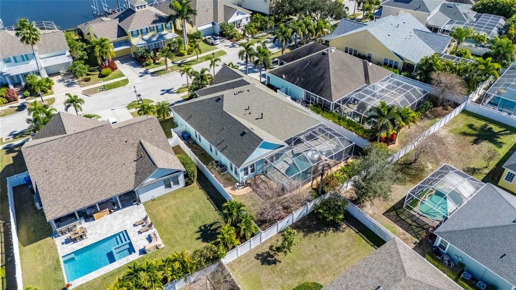 Image 73 of property listing at 5240 BRIGHTON SHORE DRIVE, Apollo Beach, FL 33572