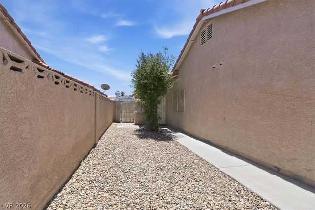 1344 White Drive, Las Vegas, NV 89119