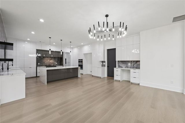 21 Rocky Ridge Way, Auburn, GA 30011