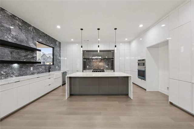 21 Rocky Ridge Way, Auburn, GA 30011