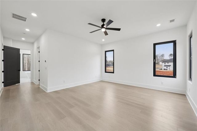 21 Rocky Ridge Way, Auburn, GA 30011