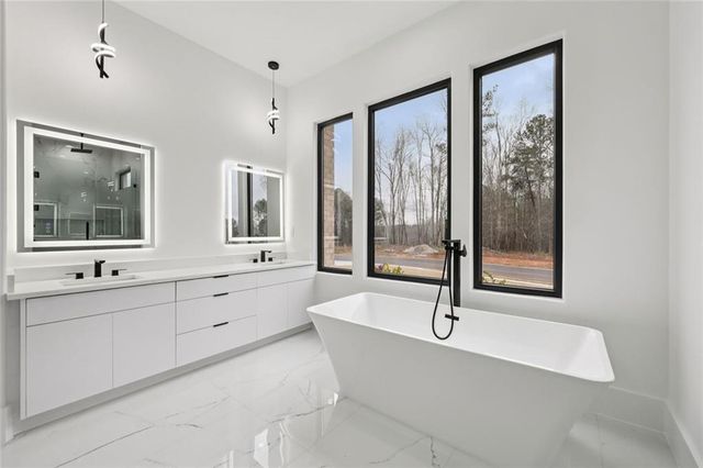 21 Rocky Ridge Way, Auburn, GA 30011