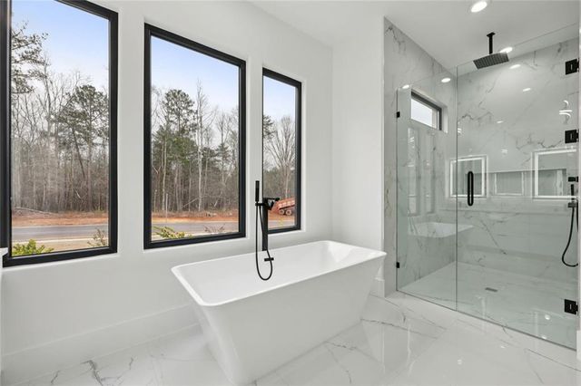 21 Rocky Ridge Way, Auburn, GA 30011