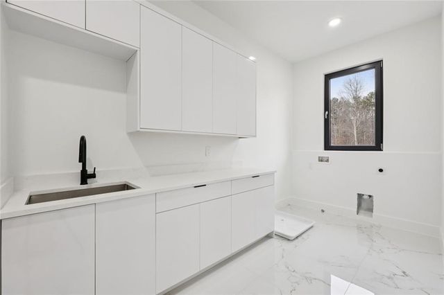 21 Rocky Ridge Way, Auburn, GA 30011