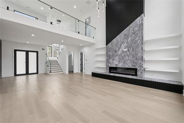 21 Rocky Ridge Way, Auburn, GA 30011