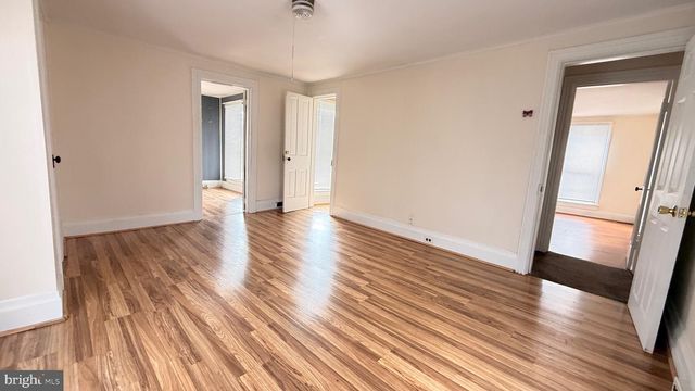 19 E BURD ST, Shippensburg, PA 17257