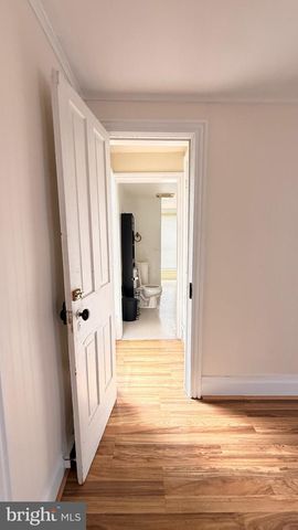 19 E BURD ST, Shippensburg, PA 17257