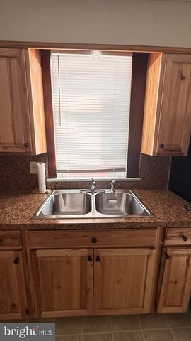 19 E BURD ST, Shippensburg, PA 17257