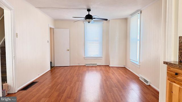 19 E BURD ST, Shippensburg, PA 17257
