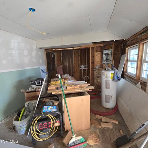 2204 Vincent Lane, Kingsport, TN 37660