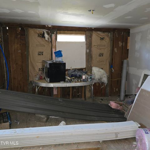 2204 Vincent Lane, Kingsport, TN 37660