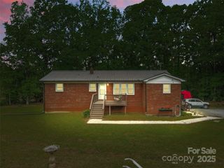 1792 Hoffman Road, Gastonia, NC 28054