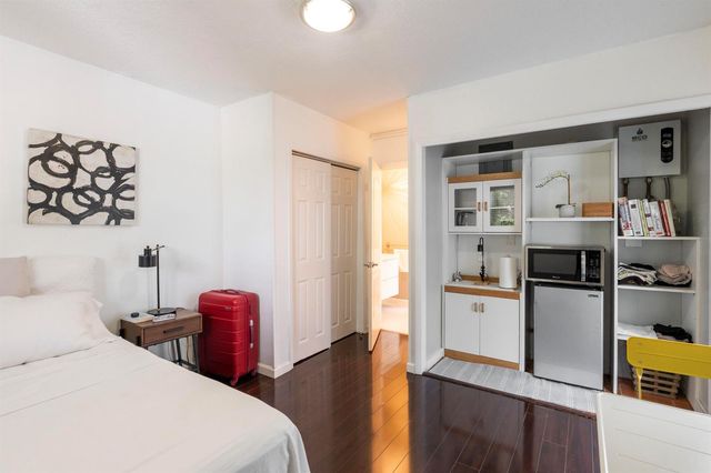 2141 N 56th Avenue, Hollywood, FL 33021