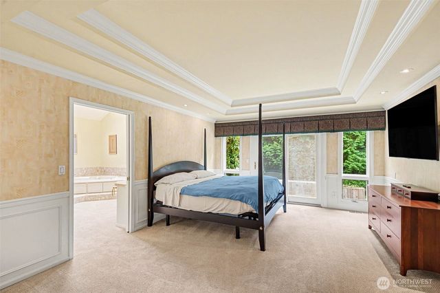 16657 SE 49th Street, Bellevue, WA 98006