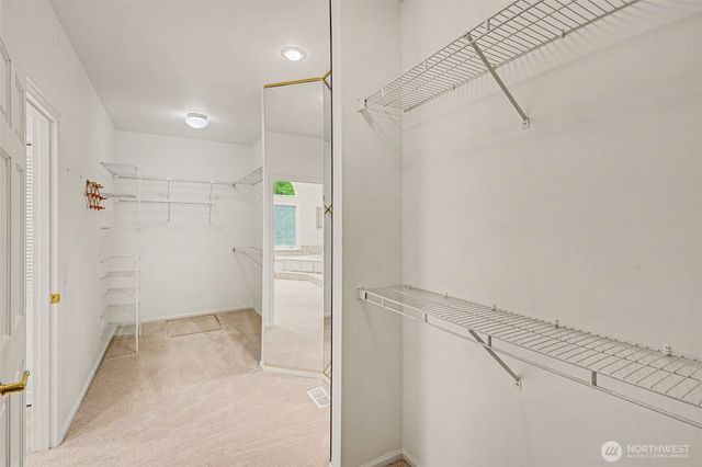 16657 SE 49th Street, Bellevue, WA 98006