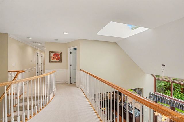 16657 SE 49th Street, Bellevue, WA 98006