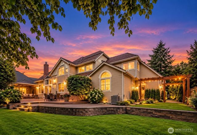 16657 SE 49th Street, Bellevue, WA 98006