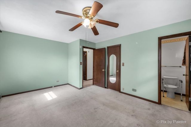 3717 Grandmore Avenue, Gurnee, IL 60031
