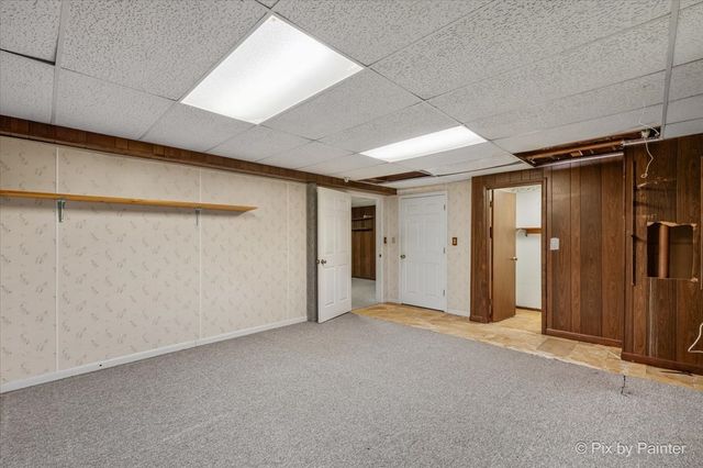 3717 Grandmore Avenue, Gurnee, IL 60031