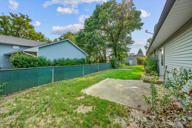 3717 Grandmore Avenue, Gurnee, IL 60031