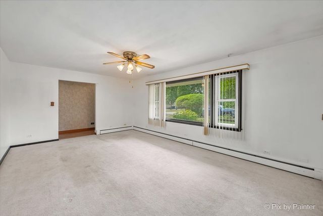 3717 Grandmore Avenue, Gurnee, IL 60031