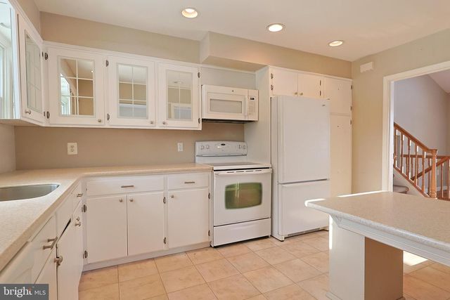 3632 BRISTOL RD, Chalfont, PA 18914