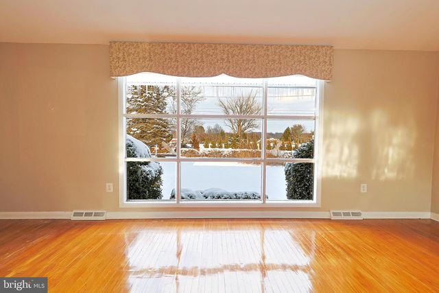 3632 BRISTOL RD, Chalfont, PA 18914