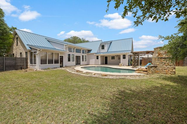 113 River View RD, Liberty Hill, TX 78642