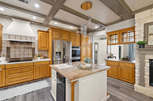 113 River View RD, Liberty Hill, TX 78642