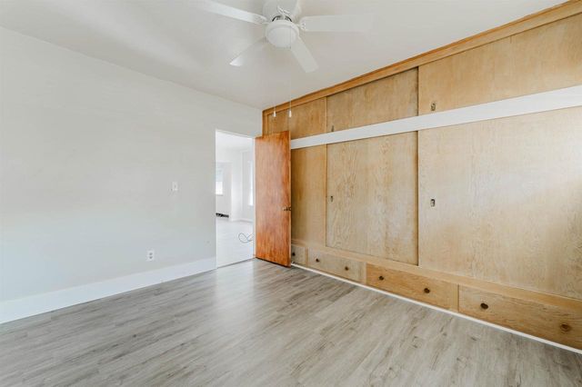 702 W 11TH AVENUE, Oshkosh, WI 54902