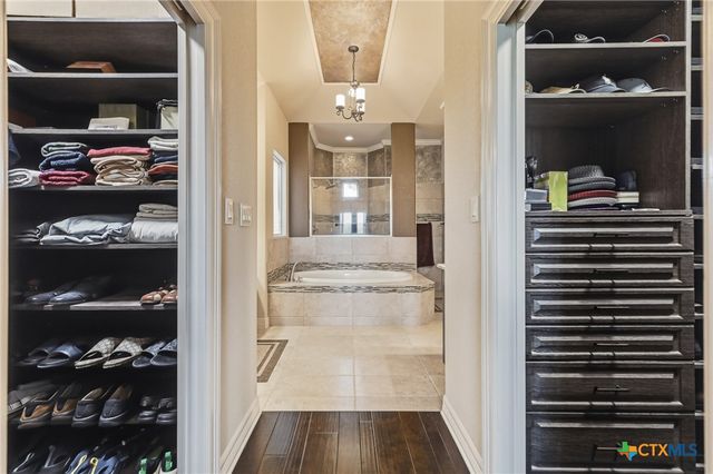 1542 Melanie Circle, San Antonio, TX 78258