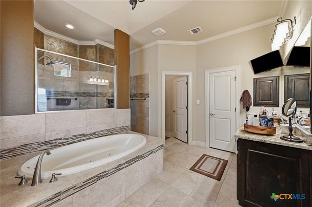 1542 Melanie Circle, San Antonio, TX 78258