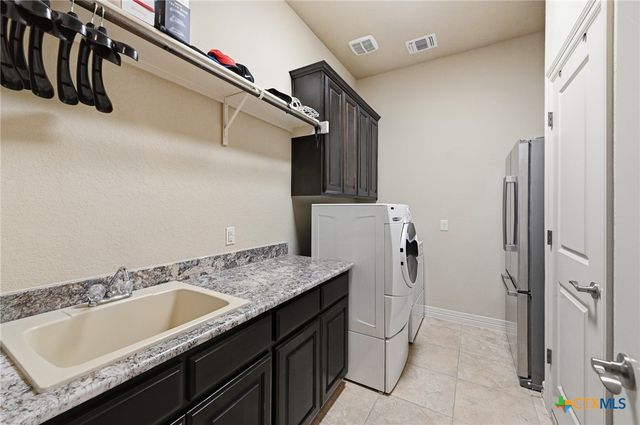1542 Melanie Circle, San Antonio, TX 78258
