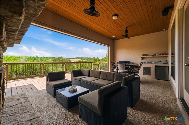 1542 Melanie Circle, San Antonio, TX 78258