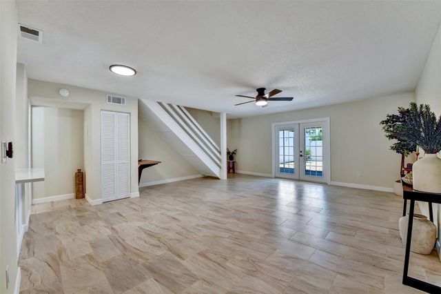 11906 DIETZ DRIVE 22, Tampa, FL 33626