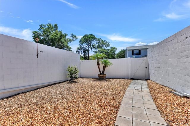 11906 DIETZ DRIVE 22, Tampa, FL 33626