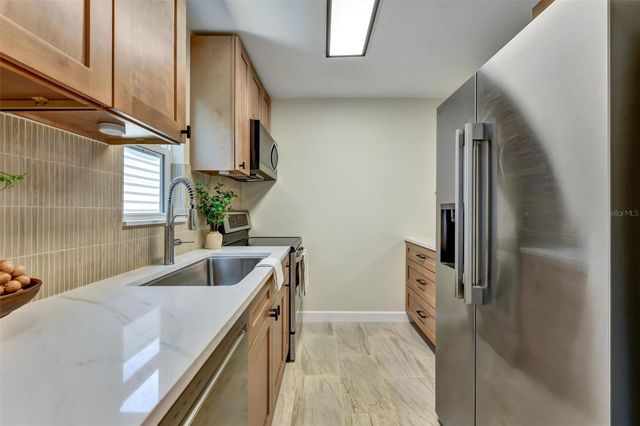 11906 DIETZ DRIVE 22, Tampa, FL 33626