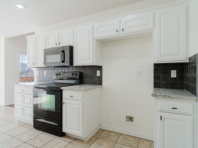 2309 SW Primrose Avenue, Bentonville, AR 72713