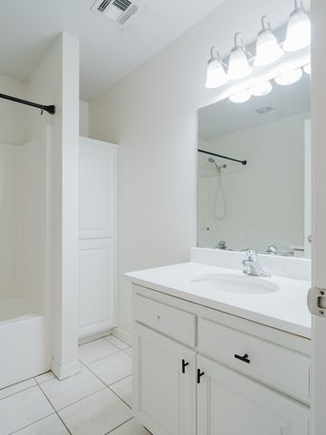 2309 SW Primrose Avenue, Bentonville, AR 72713