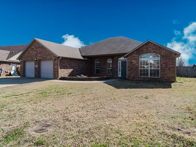 2309 SW Primrose Avenue, Bentonville, AR 72713