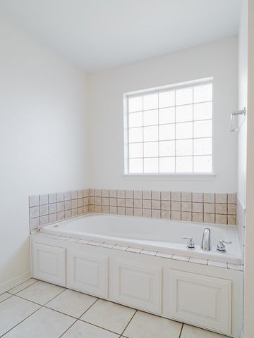 2309 SW Primrose Avenue, Bentonville, AR 72713