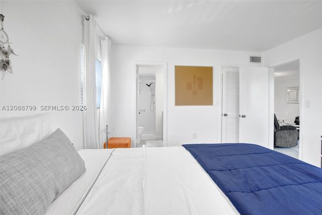 8400 Sunrise Lakes Blvd 312, Sunrise, FL 33322
